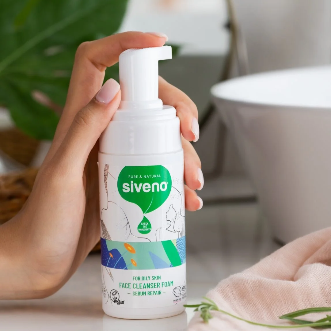 Natürlich schäumender Gesichtsreiniger